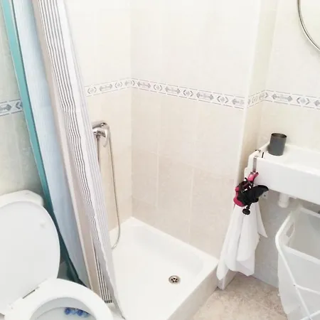 公寓 里斯本阿尔坎塔拉平和公寓 Lisboa