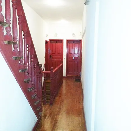 里斯本阿尔坎塔拉平和公寓 公寓 *